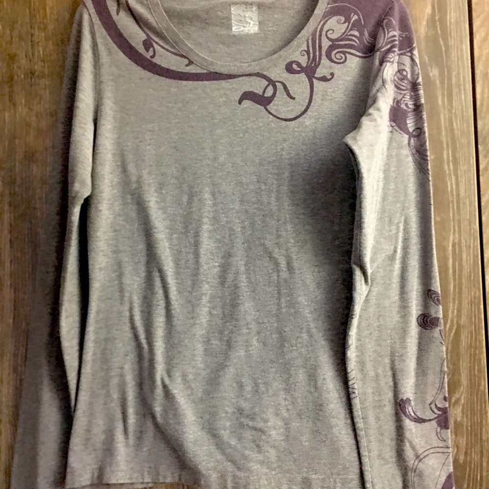 Oakley long sleeve top